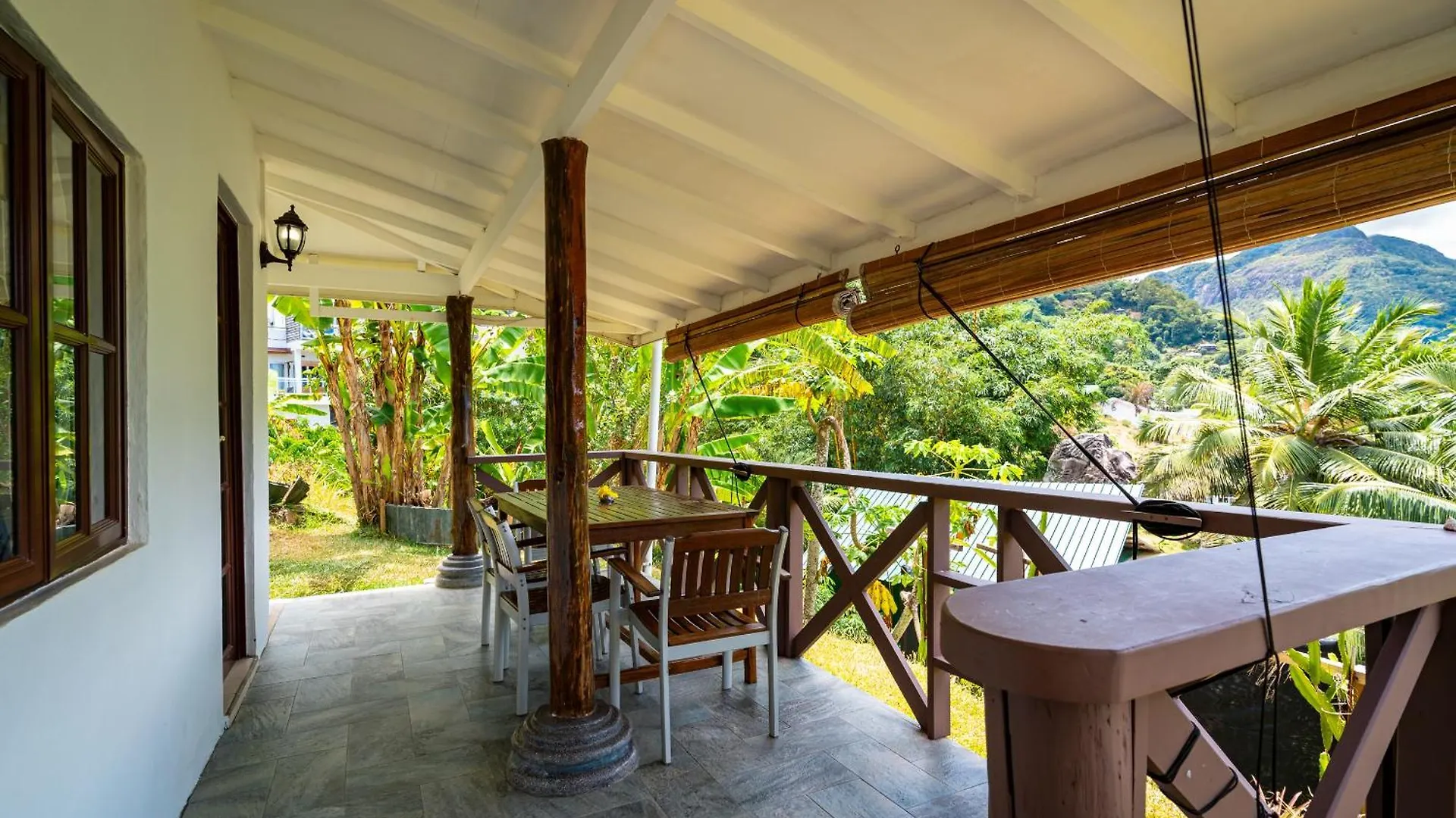 Lemongrass Lodge Beau Vallon  Seychelles