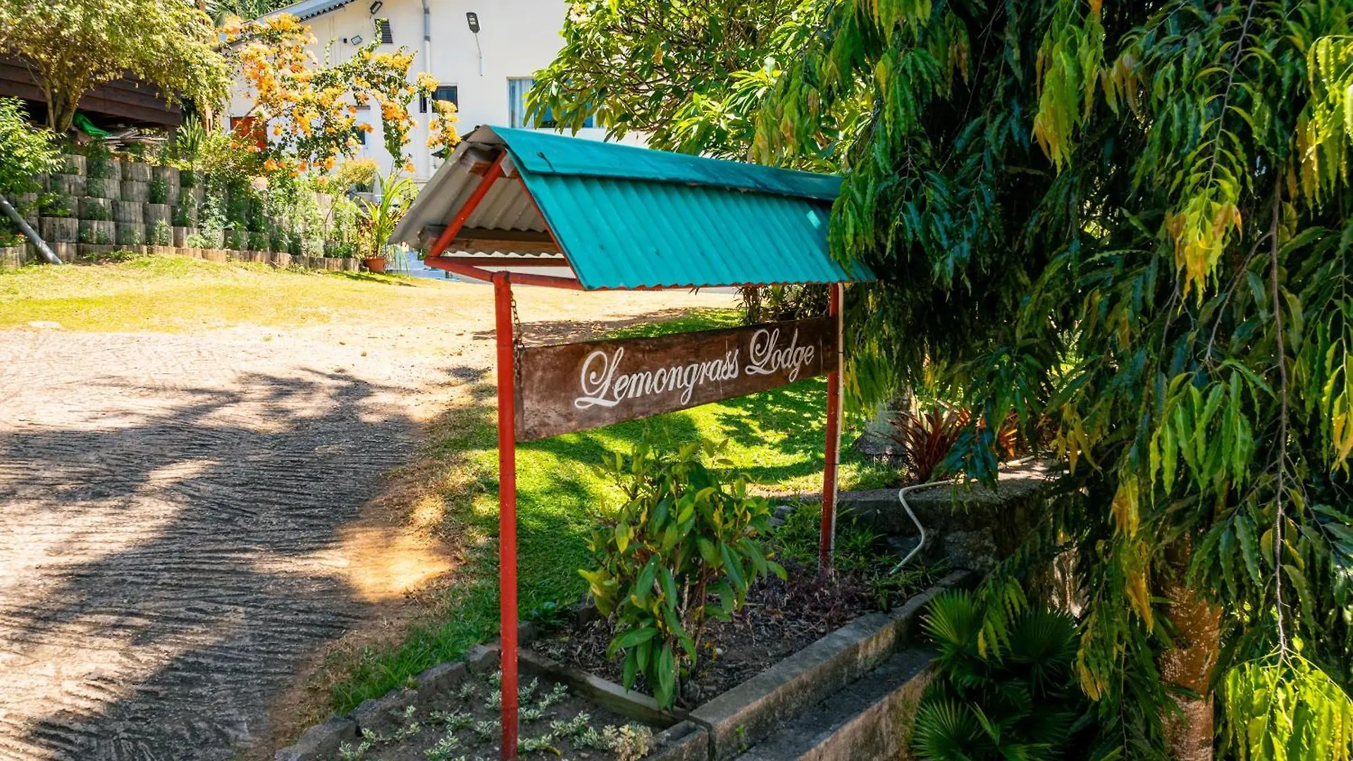 Lemongrass Lodge Beau Vallon