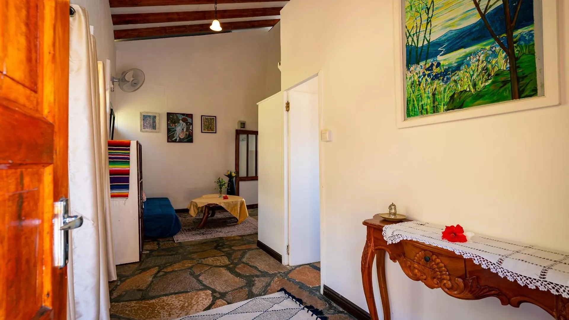 Lemongrass Lodge Beau Vallon   Beau Vallon (Mahe)